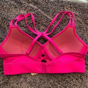 Victoria's Secret Intimates & Sleepwear - NWT VS sports bra Victoria's Secret Intimates & Sleepwear - NWT VS sports bra
